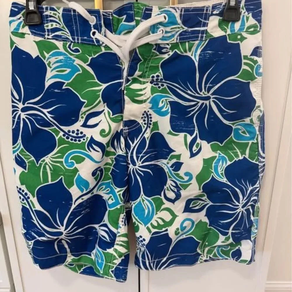2 Men's Floral Swim Trunks Old Navy Blue Size Small & Quicksilver Black -Size 30